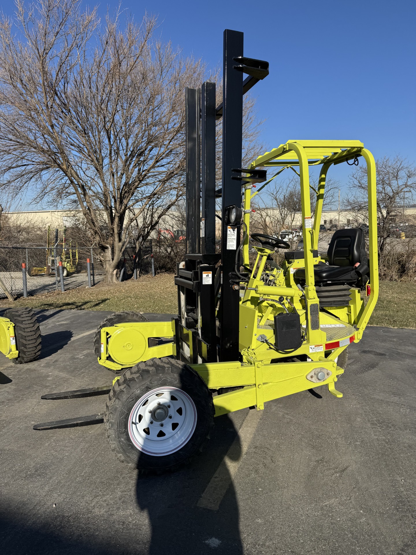 *PENDING* Refurbished 2013 Donkey Forklift 4K 88″